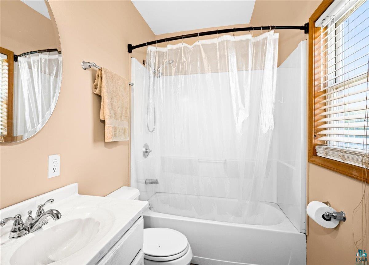 412 7th Street Two Harbors, MN 55616 - Photo 13 of 31 Gallery Image 13
