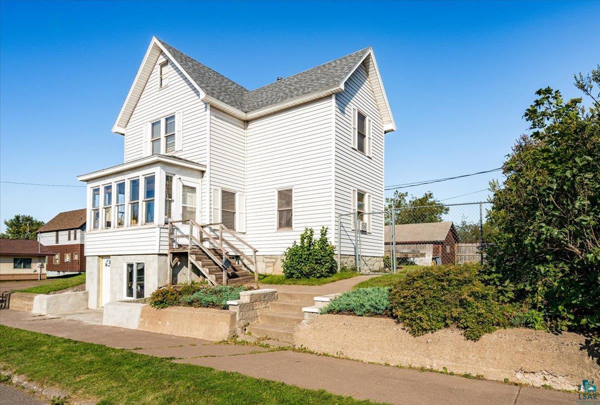 412 7th Street Two Harbors, MN 55616 - Photo 2 of 31 Gallery Image 2