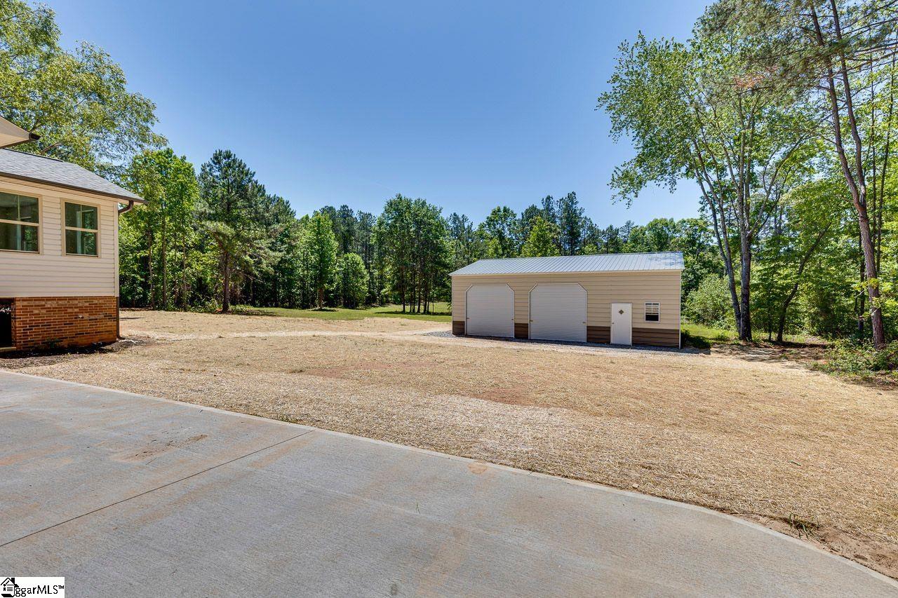 1041 Motlow School Road Campobello, SC 29322 - Photo 33 of 39