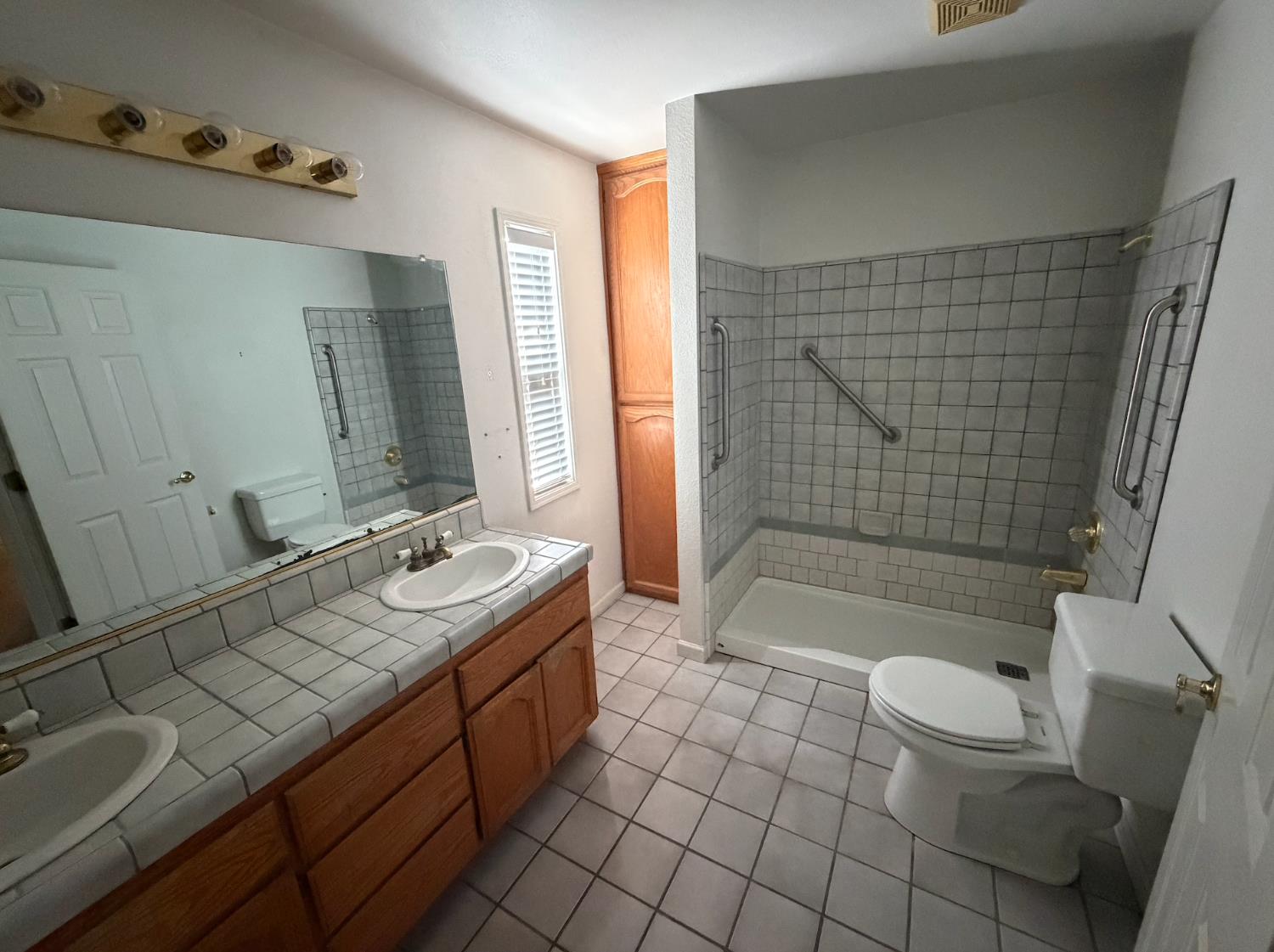 1544 Portola Valley Road Yuba City, CA 95993 - Photo 11 of 13