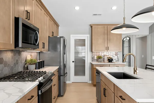 $549,290 | 3737 Holbrook Drive, Waconia, MN 55387