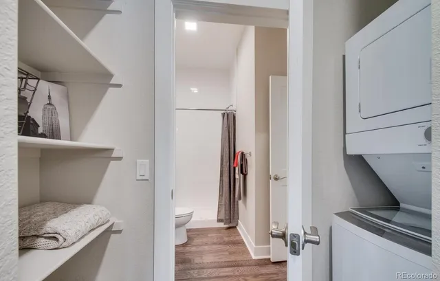 $1,750 | 300 South Logan Street, Unit 210, Denver, CO 80209