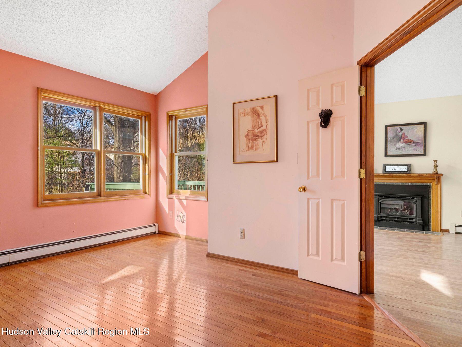16 Red Maple Road Saugerties, NY 12477 - Photo 12 of 25 photo_online_037