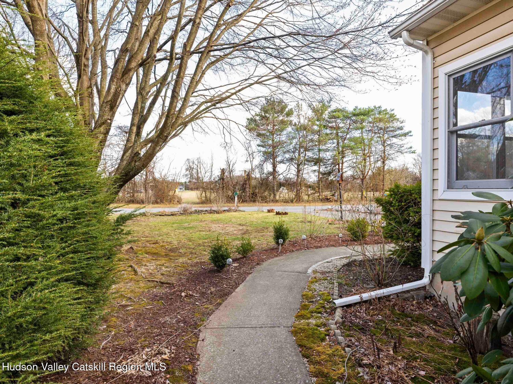16 Red Maple Road Saugerties, NY 12477 - Photo 21 of 25 photo_online_020