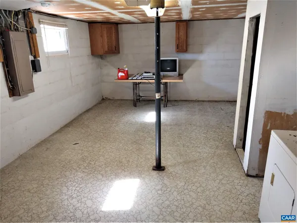 $1,750 | 2931 Browns Gap Turnpike, Crozet, VA 22932