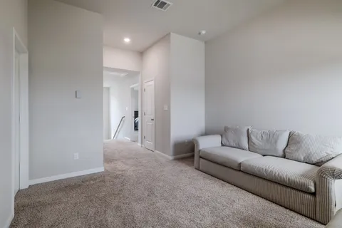 $275,000 | 314 Sunshine Lane, Kyle, TX 78640