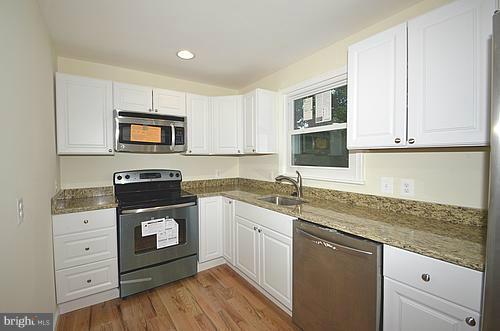 1001 Kerwin Road Silver Spring, MD 20901 - Photo 14 of 16 Kitchen