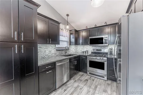 $275,000 | 1962 Birchwood Drive, Barnhart, MO 63012