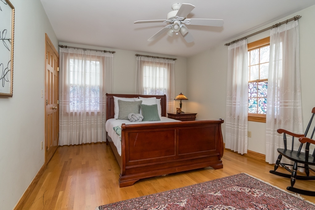 65 Riverview Circle Wayland, MA 01778 - Photo 14 of 22