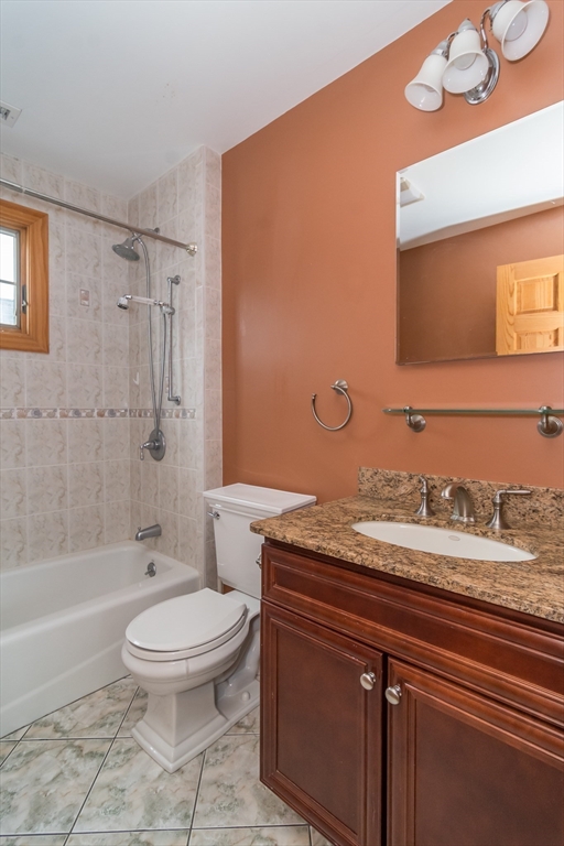 65 Riverview Circle Wayland, MA 01778 - Photo 17 of 22