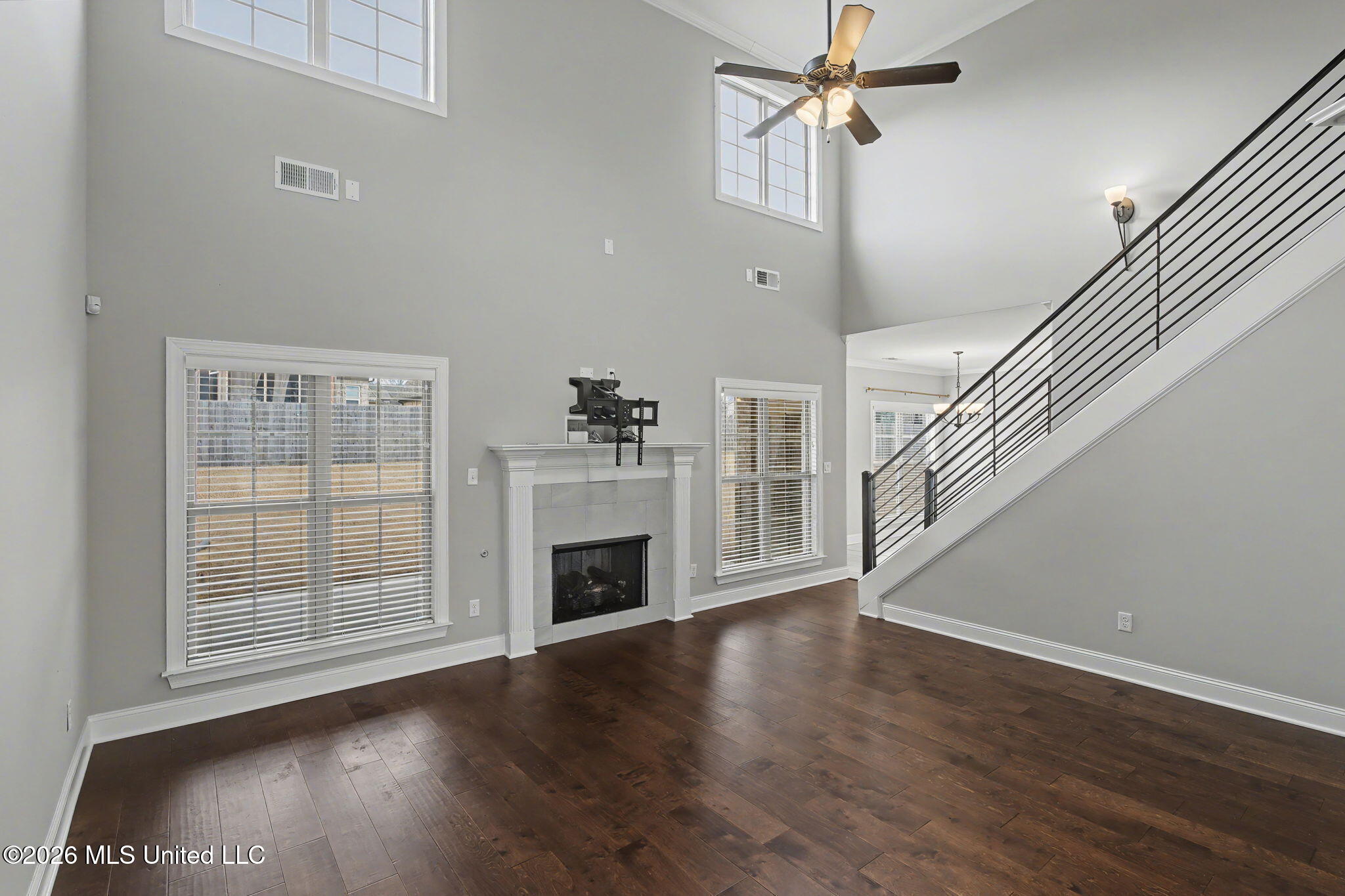 1567 Eden Crossing Hernando, MS 38632 - Photo 8 of 47 Living Room