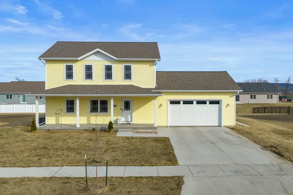 $439,000 | 602 Eisenhower Street, Baraboo, WI 53913
