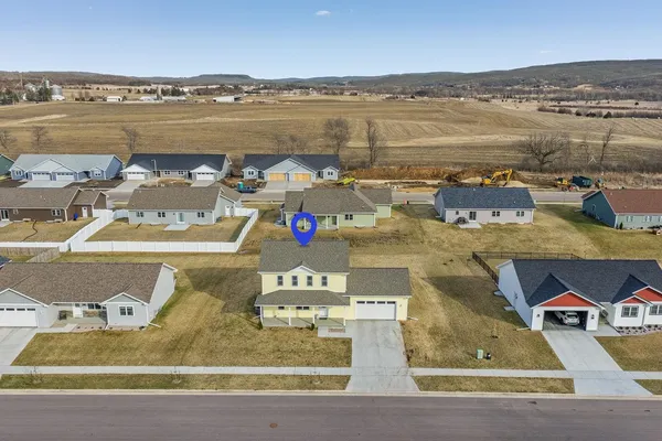 $439,000 | 602 Eisenhower Street, Baraboo, WI 53913