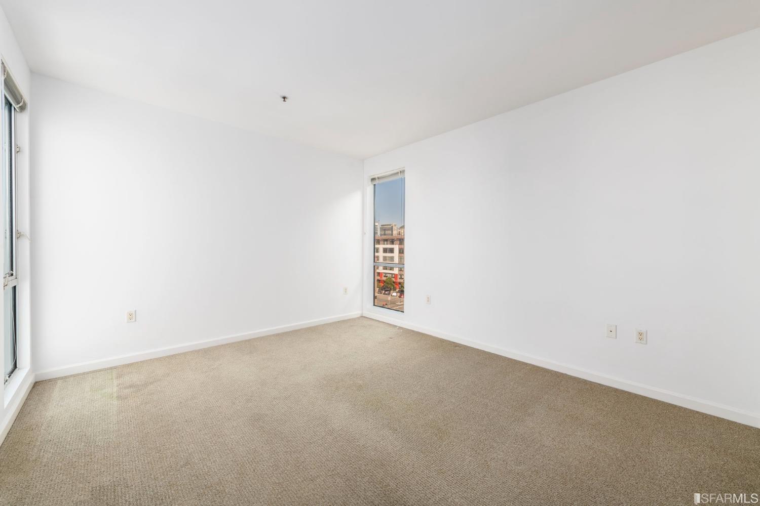 200 2nd Street, Unit 514 Oakland, CA 94607 - Photo 20 of 26 a view of an empty room