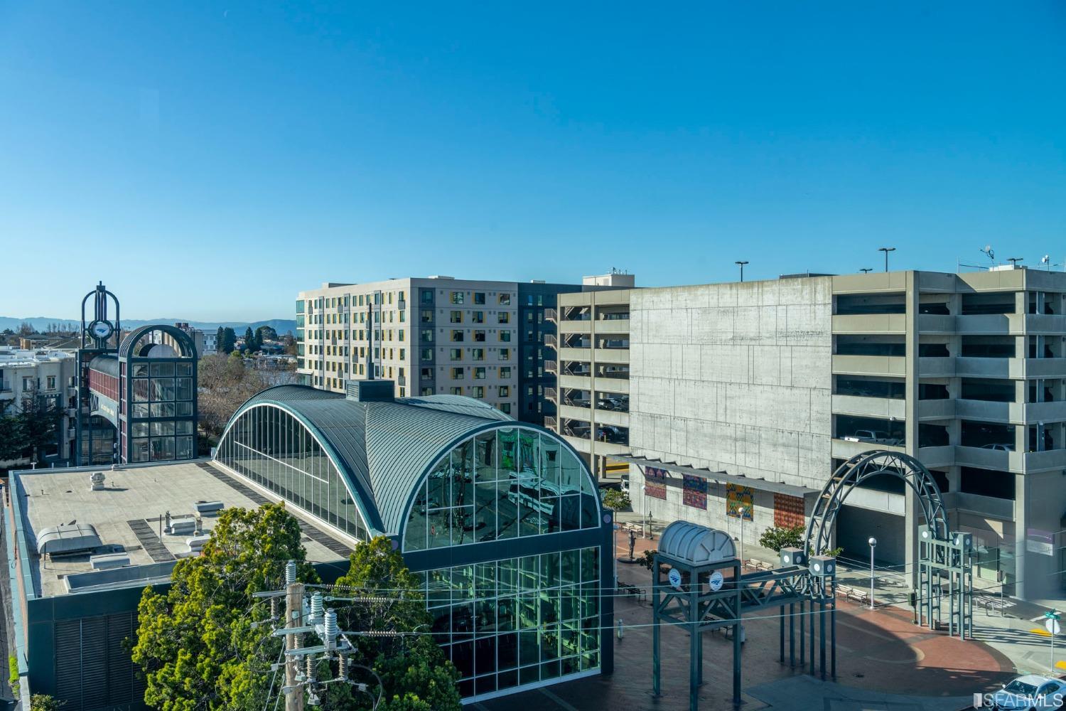 200 2nd Street, Unit 514 Oakland, CA 94607 - Photo 24 of 26 a picture of city view