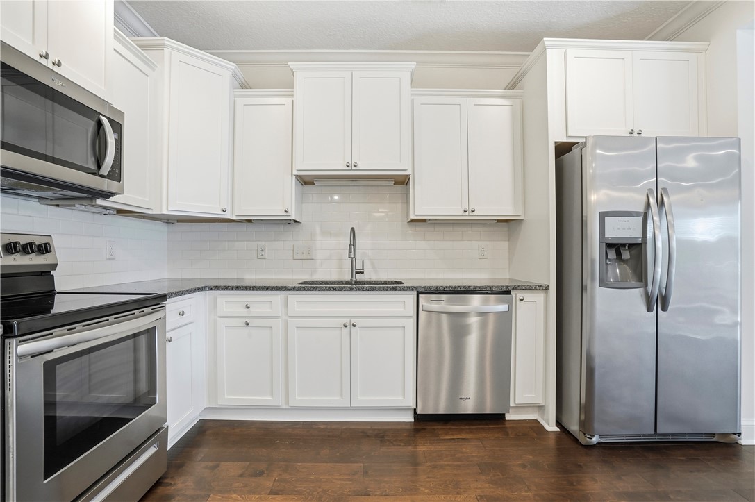 607 Mariners Circle St. Simons Island, GA 31522 - Photo 11 of 43