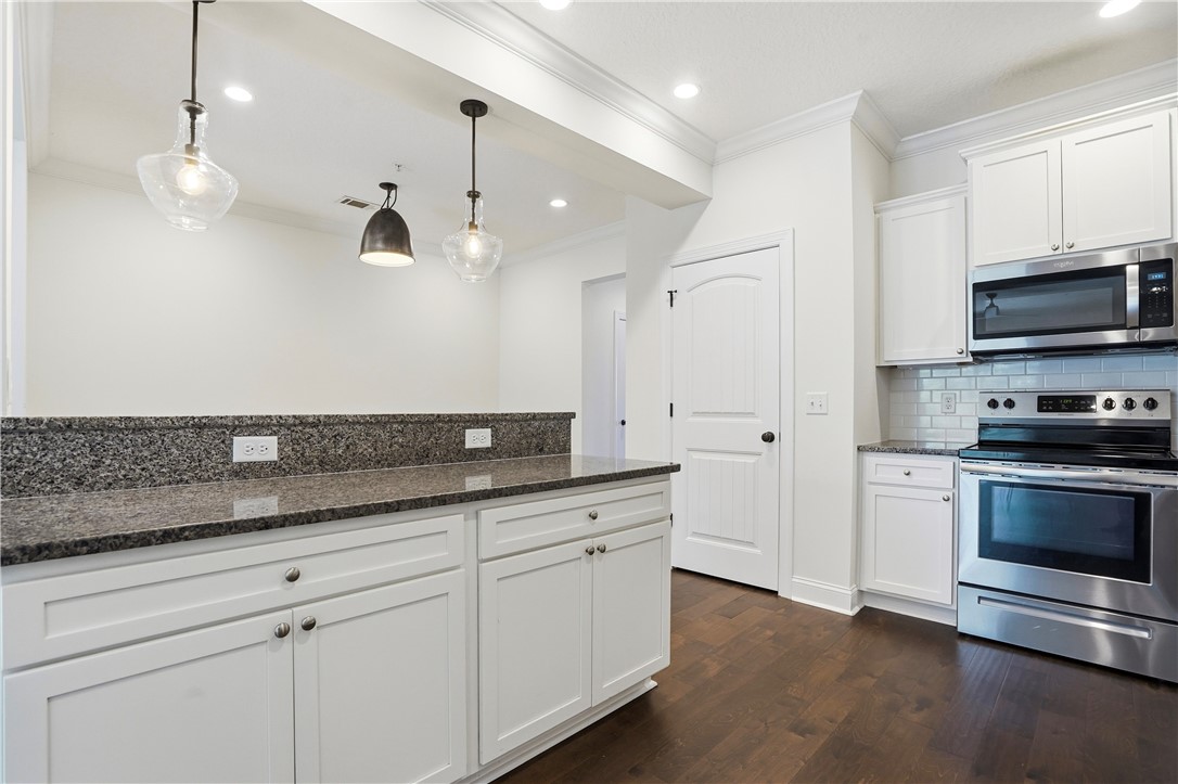 607 Mariners Circle St. Simons Island, GA 31522 - Photo 9 of 43