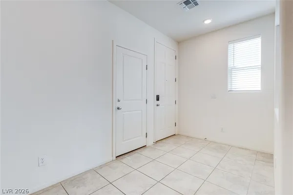 $2,950 | 9858 West Meranto Avenue, Las Vegas, NV 89178