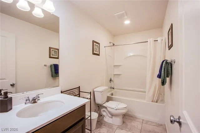 $2,950 | 9858 West Meranto Avenue, Las Vegas, NV 89178