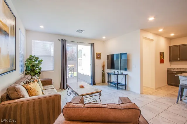 $2,950 | 9858 West Meranto Avenue, Las Vegas, NV 89178