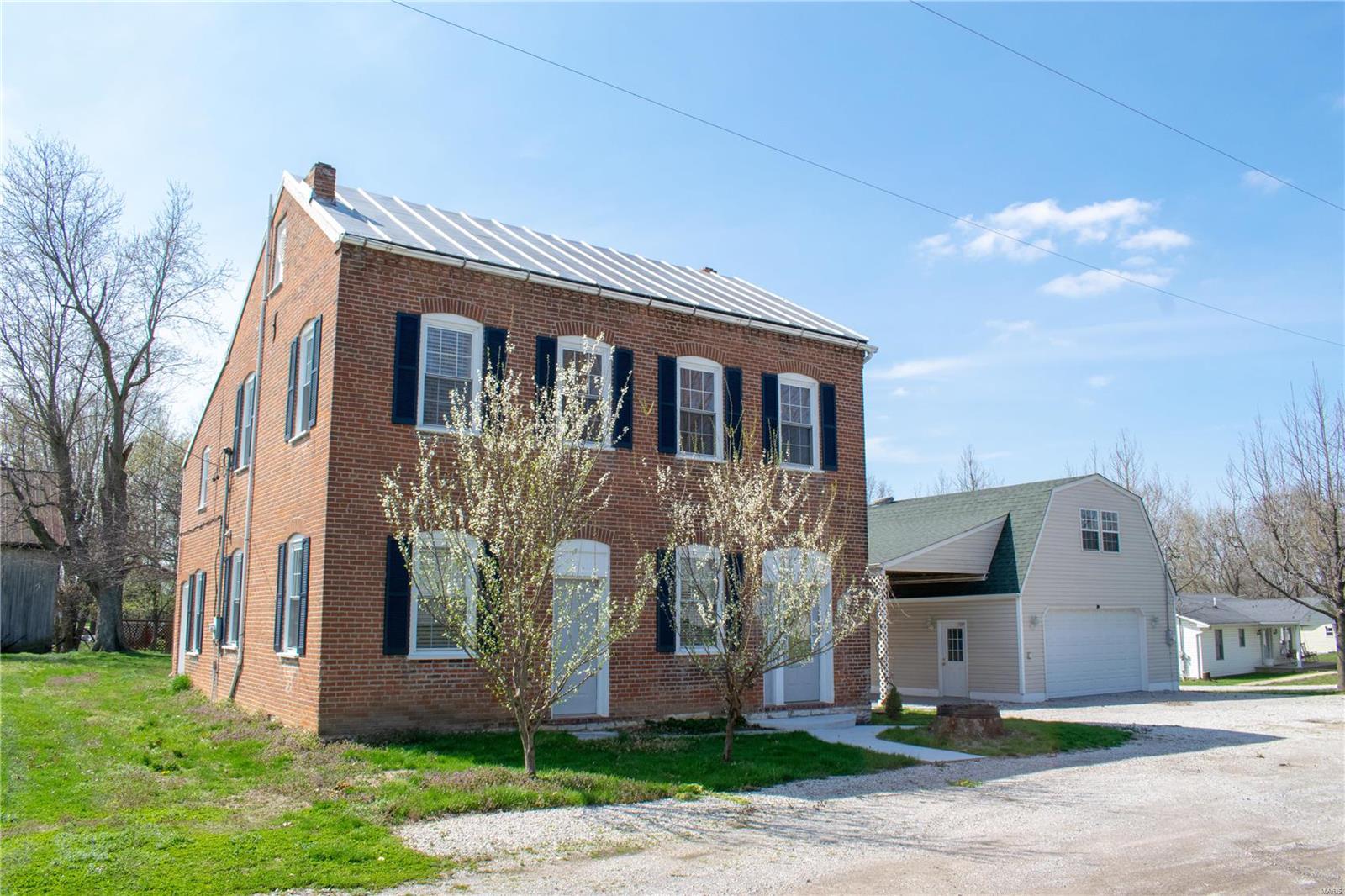 5217 Kaskaskia Road Waterloo, IL 62298 - Photo 1 of 39
