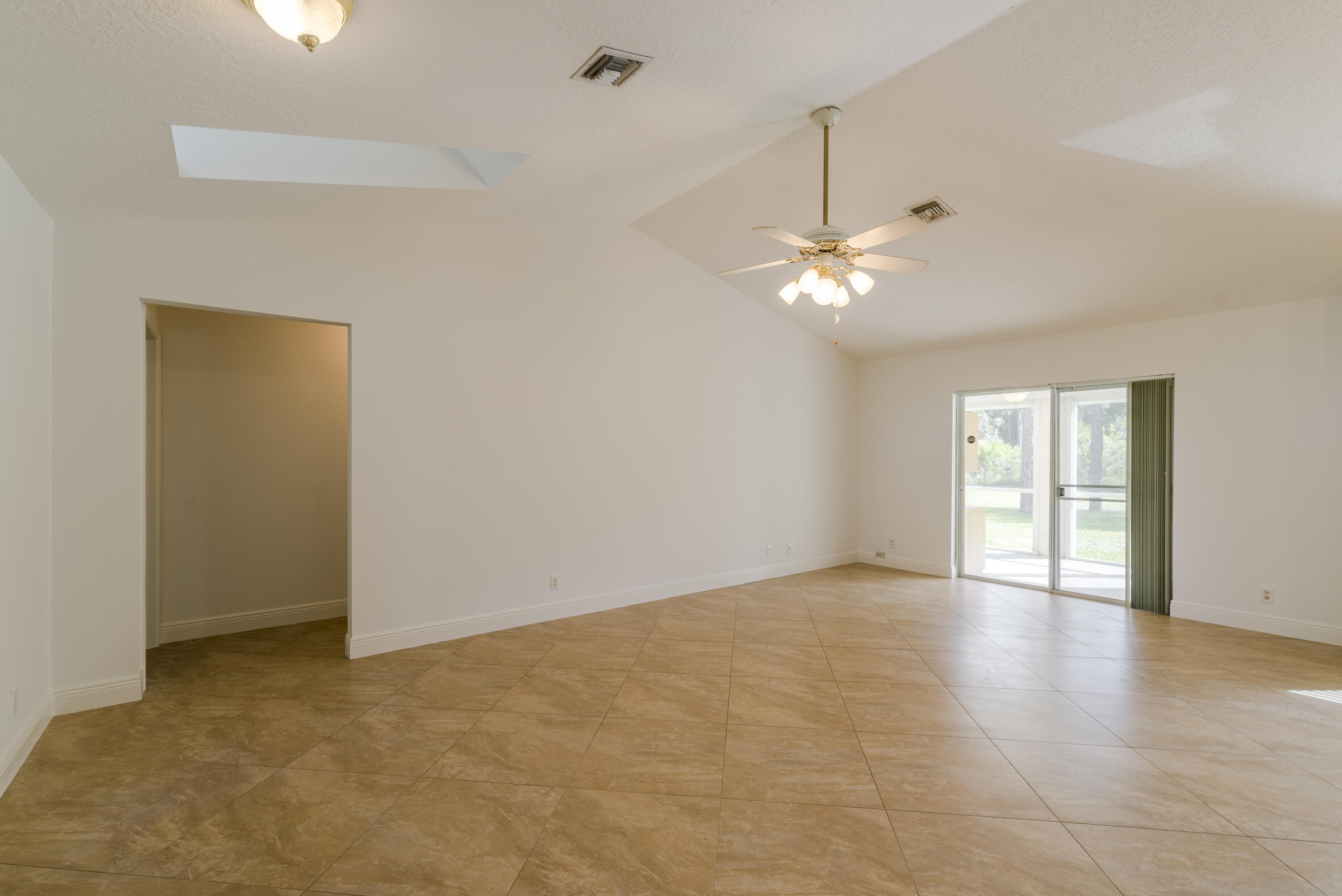 13340 88th Place North West Palm Beach, FL 33412 - Photo 8 of 28 _IMG3999