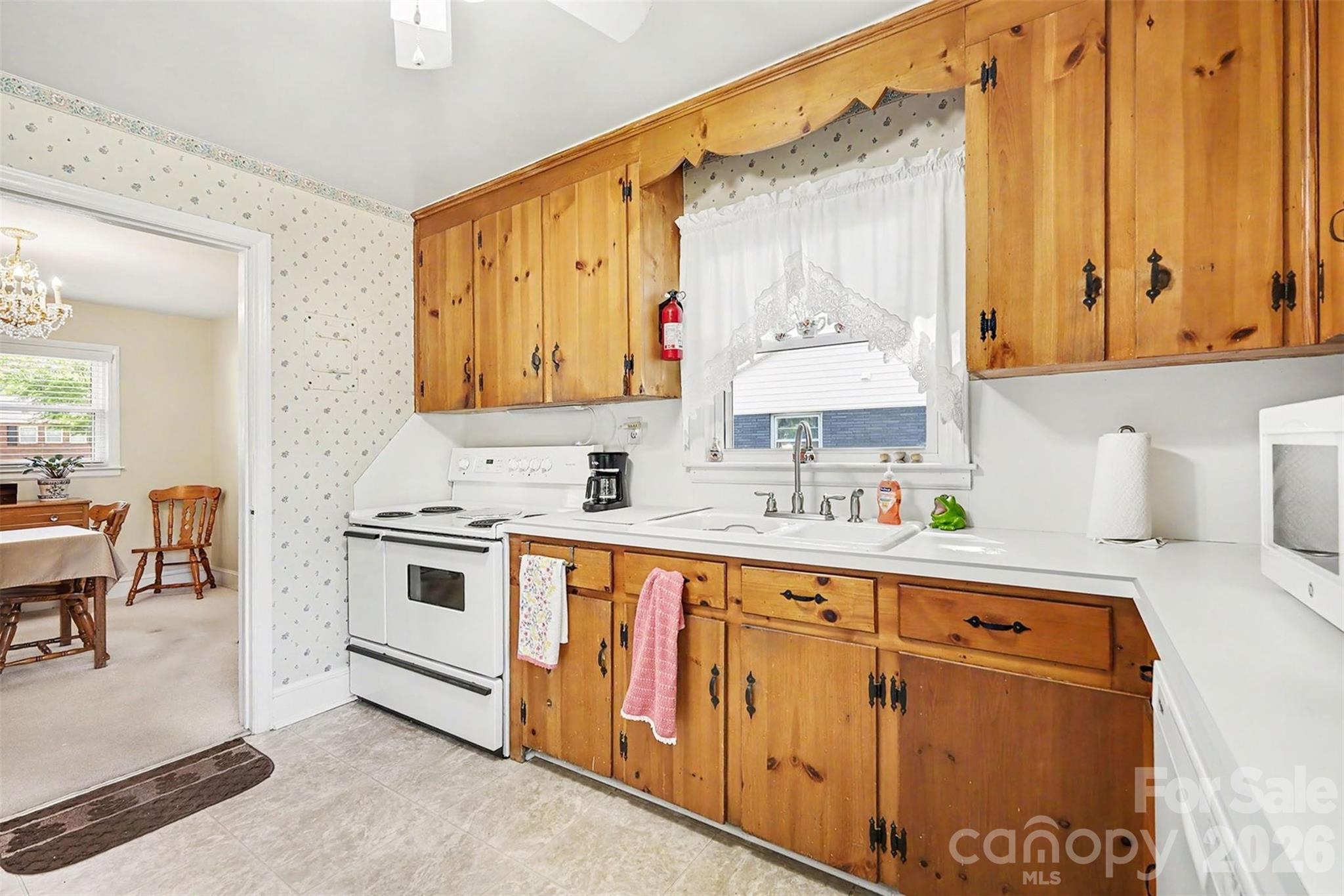 2240 Ashley Road Charlotte, NC 28208 - Photo 12 of 29 Gallery Image 12
