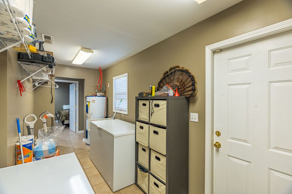 8496 South Madisonville Road Crofton, KY 42217 - Photo 19 of 22 a view of living room