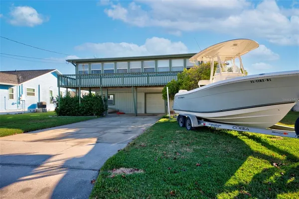 $589,900 | 3358 Minnow Creek Drive, Hernando Beach, FL 34607