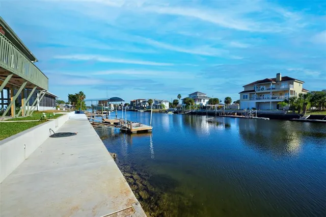 $595,000 | 3358 Minnow Creek Drive, Hernando Beach, FL 34607