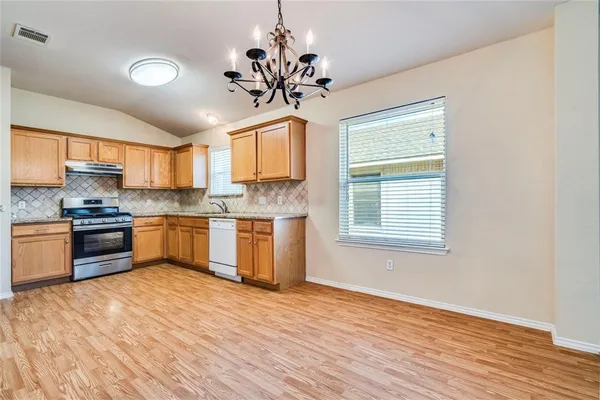 $1,995 | 1307 Dillon Lake Bend, Leander, TX 78641