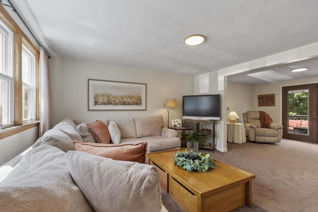 30-32 Goldcliff Road Malden, MA 02148 - Photo 5 of 42