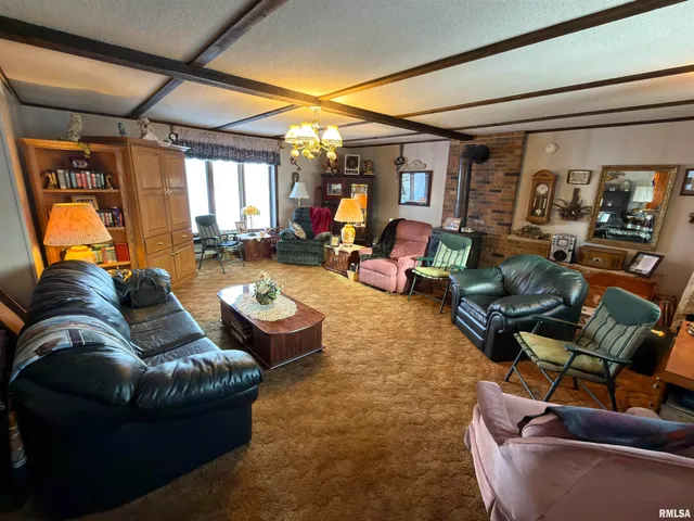 $625,000 | 15981 Hillcrest Drive, Effingham, IL 62401