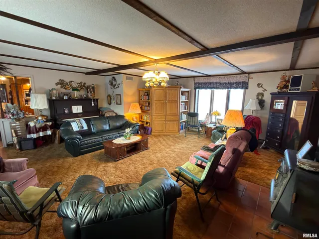 $625,000 | 15981 Hillcrest Drive, Effingham, IL 62401