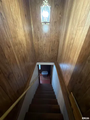 $625,000 | 15981 Hillcrest Drive, Effingham, IL 62401