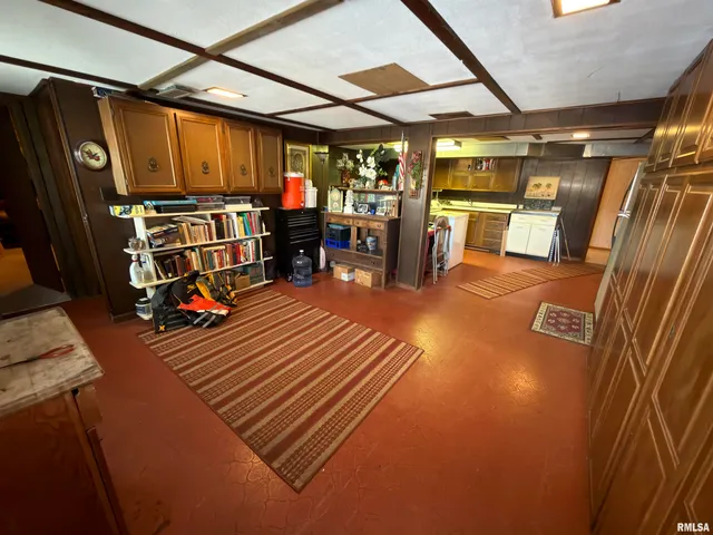 $625,000 | 15981 Hillcrest Drive, Effingham, IL 62401