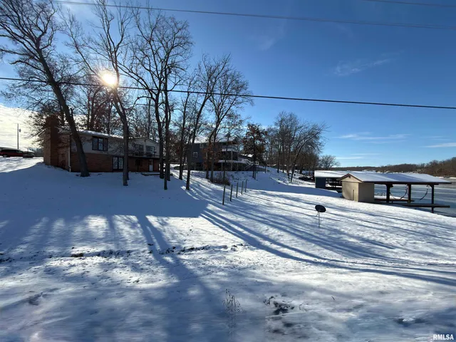 $625,000 | 15981 Hillcrest Drive, Effingham, IL 62401