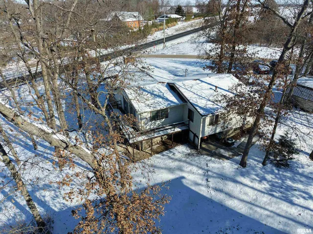 $625,000 | 15981 Hillcrest Drive, Effingham, IL 62401