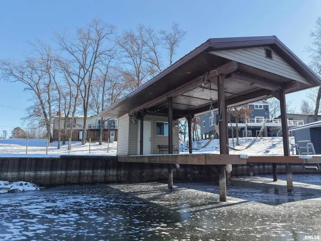 $625,000 | 15981 Hillcrest Drive, Effingham, IL 62401