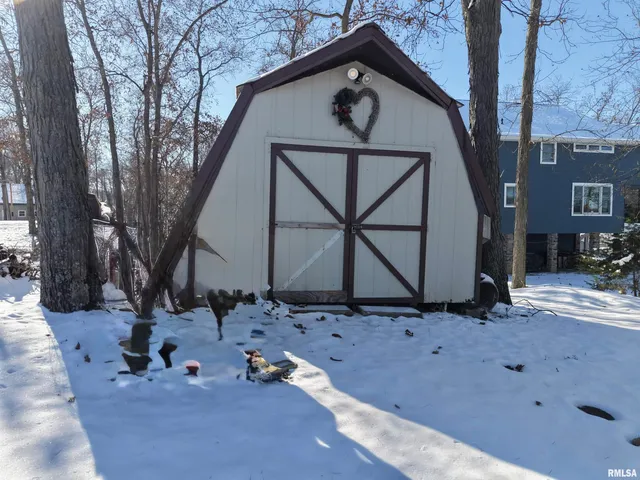 $625,000 | 15981 Hillcrest Drive, Effingham, IL 62401