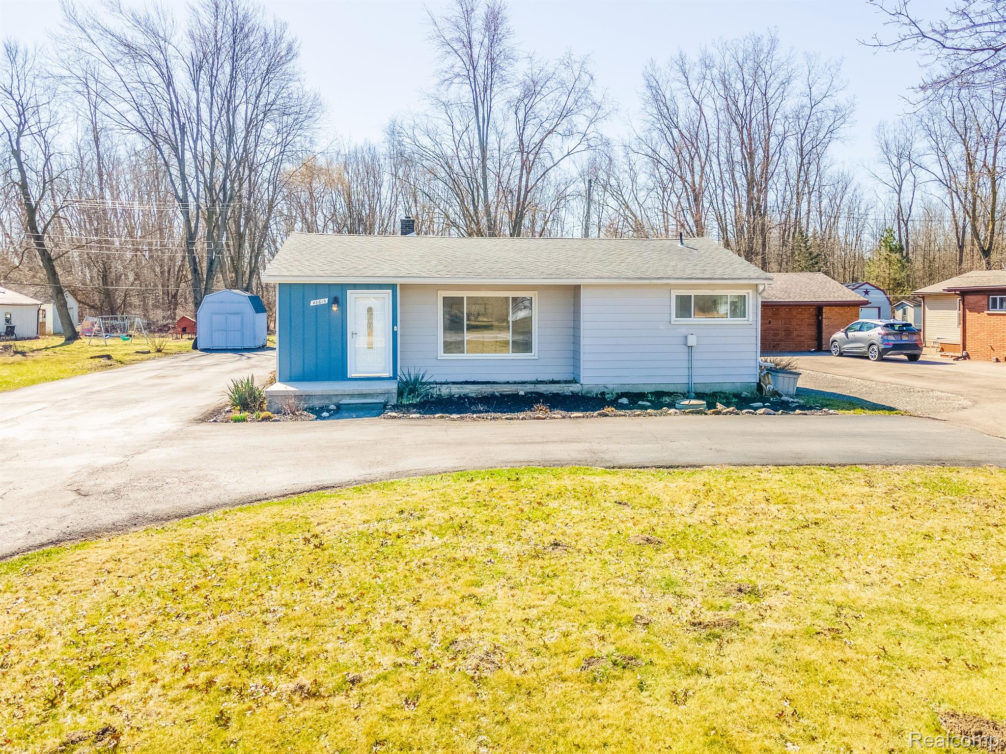48615 Willis Road Belleville, MI 48111 - Photo 1 of 41 Gallery Image 1