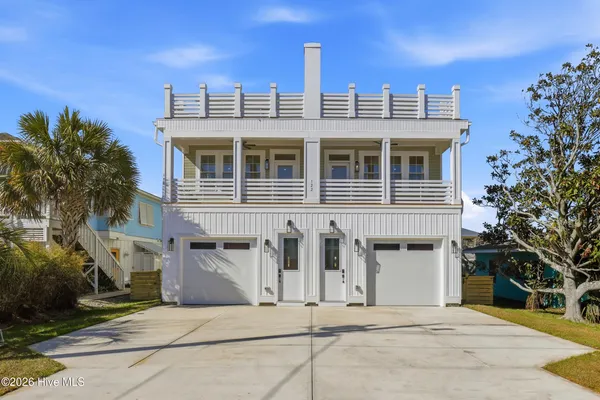 $768,000 | 122 Dow Avenue, Unit B, Kure Beach, NC 28428