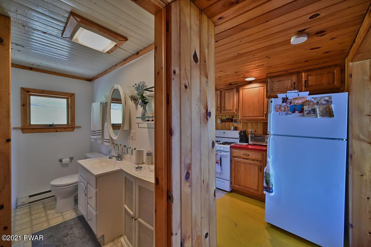 92 West Shore Road Waymart, PA 18472 - Photo 30 of 63