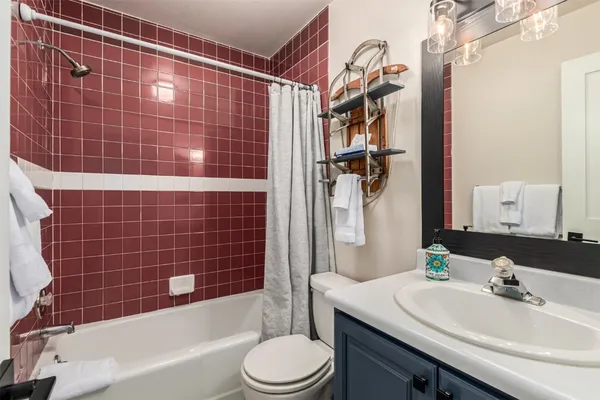 $899,000 | 903 North Frontage Road West, Unit 9, Vail, CO 81657