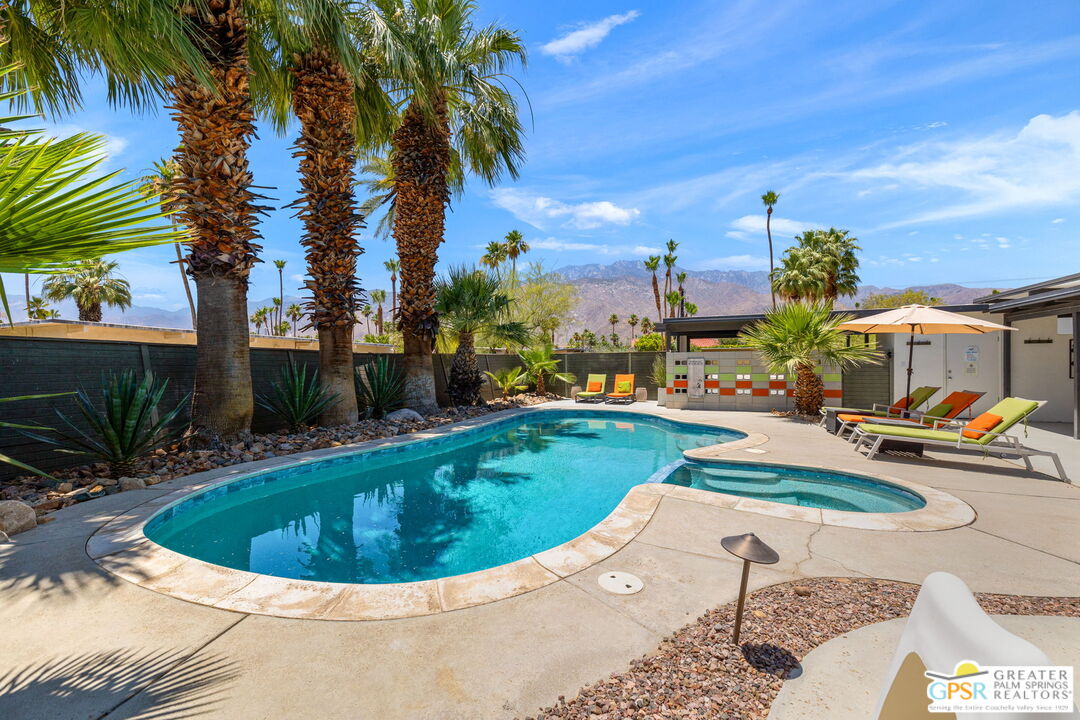 622 North Monterey Road Palm Springs, CA 92262 - Photo 2 of 46