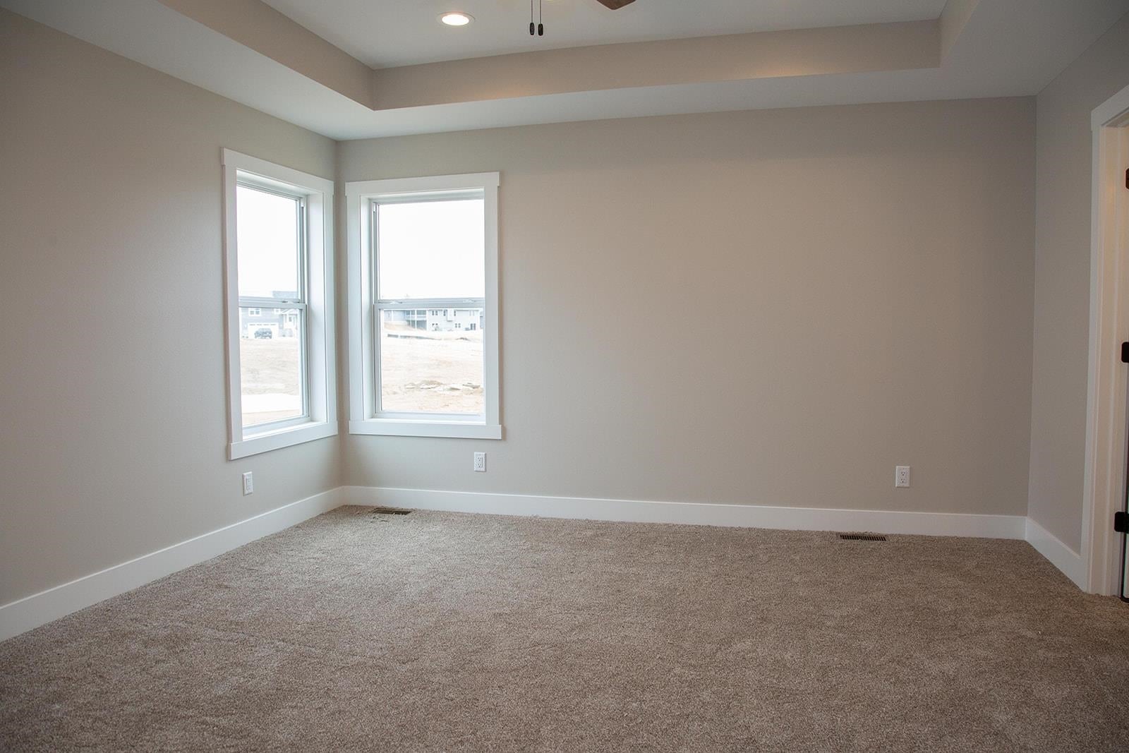 2164 Cheyenne Way Dubuque, IA 52002 - Photo 19 of 41 Gallery Image 19