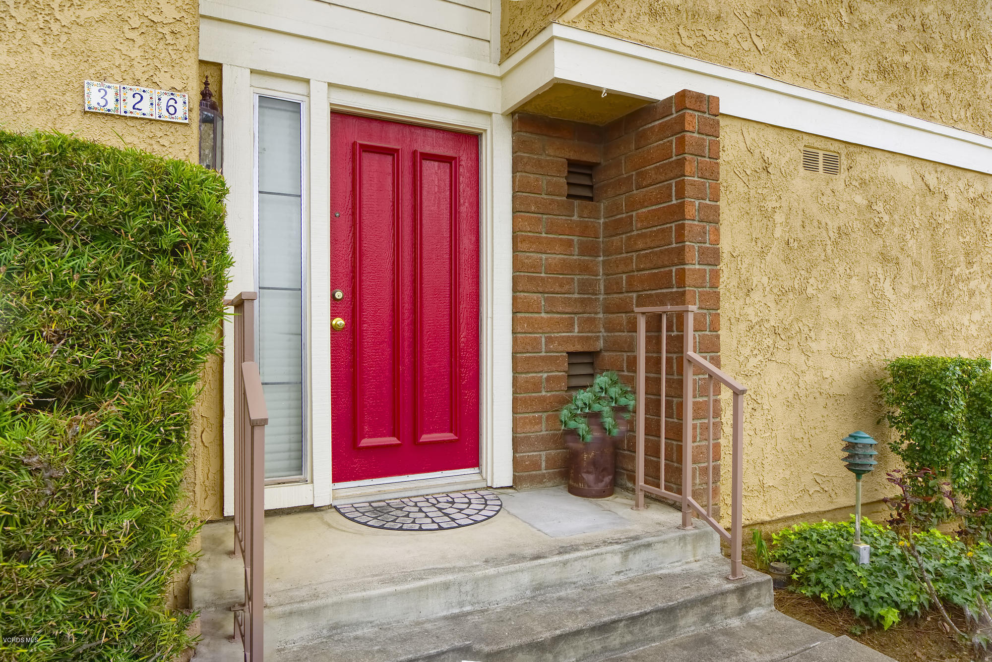 326 Kanan Road Oak Park, CA 91377 - Photo 26 of 35 front door