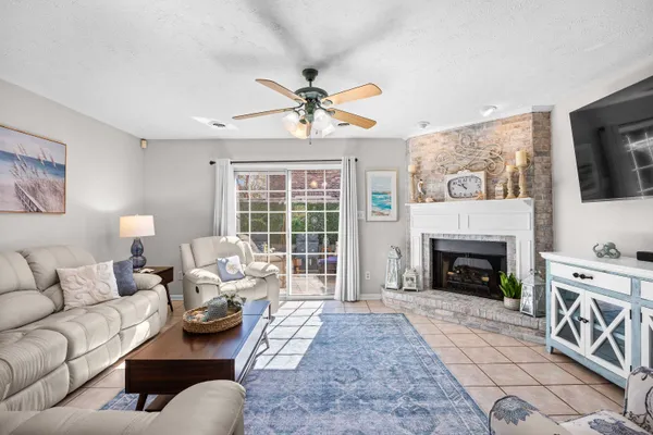 $229,900 | 830 44th Avenue North, Unit R1, Myrtle Beach, SC 29577