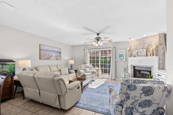 $229,900 | 830 44th Avenue North, Unit R1, Myrtle Beach, SC 29577