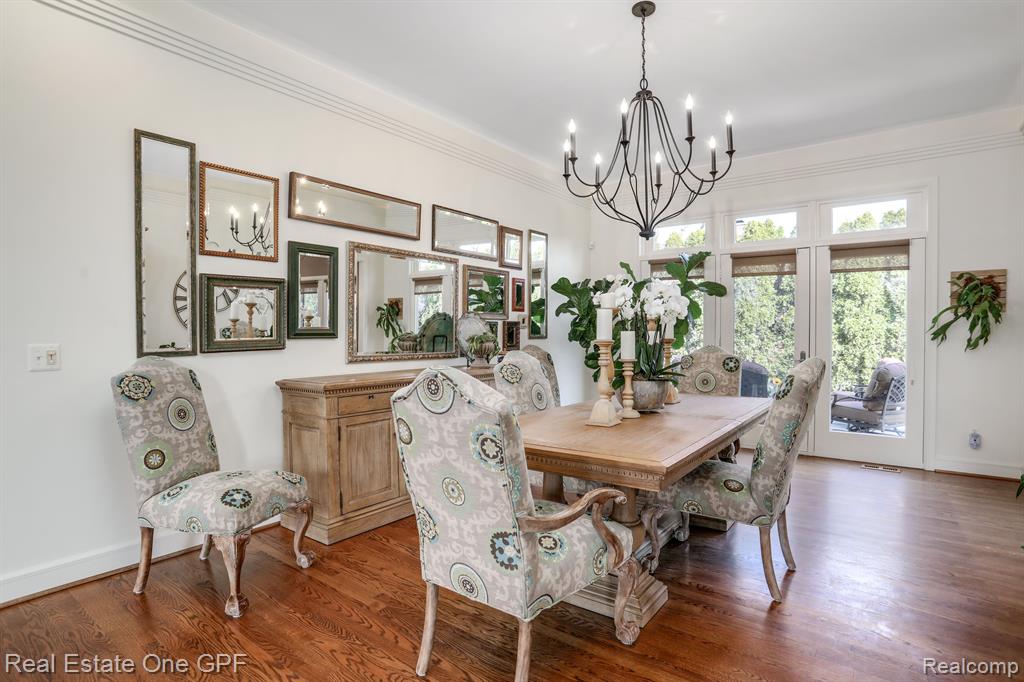 472 Shelbourne Road Grosse Pointe Farms, MI 48236 - Photo 10 of 45